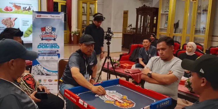 Tim PDIP Kota Malang usai pertandingan melawan tim Gerindra Kabupaten Malang (M Sholeh)