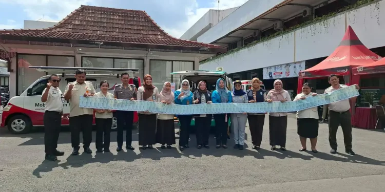 Bukti transaksi pajak saat program BMW berlangsunh di Pendopo Kabupaten Malang. Foto: Aisyah Nawangsari Putri