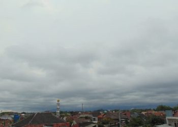 Prakiraan cuaca Malang, terutama di wilayah Kota Malang pada hari Jumat, 1 Mei 2026 diperkirakan dalam kondisi berawan. /Foto: Tugumalang.id/Bagus Rachmad Saputra