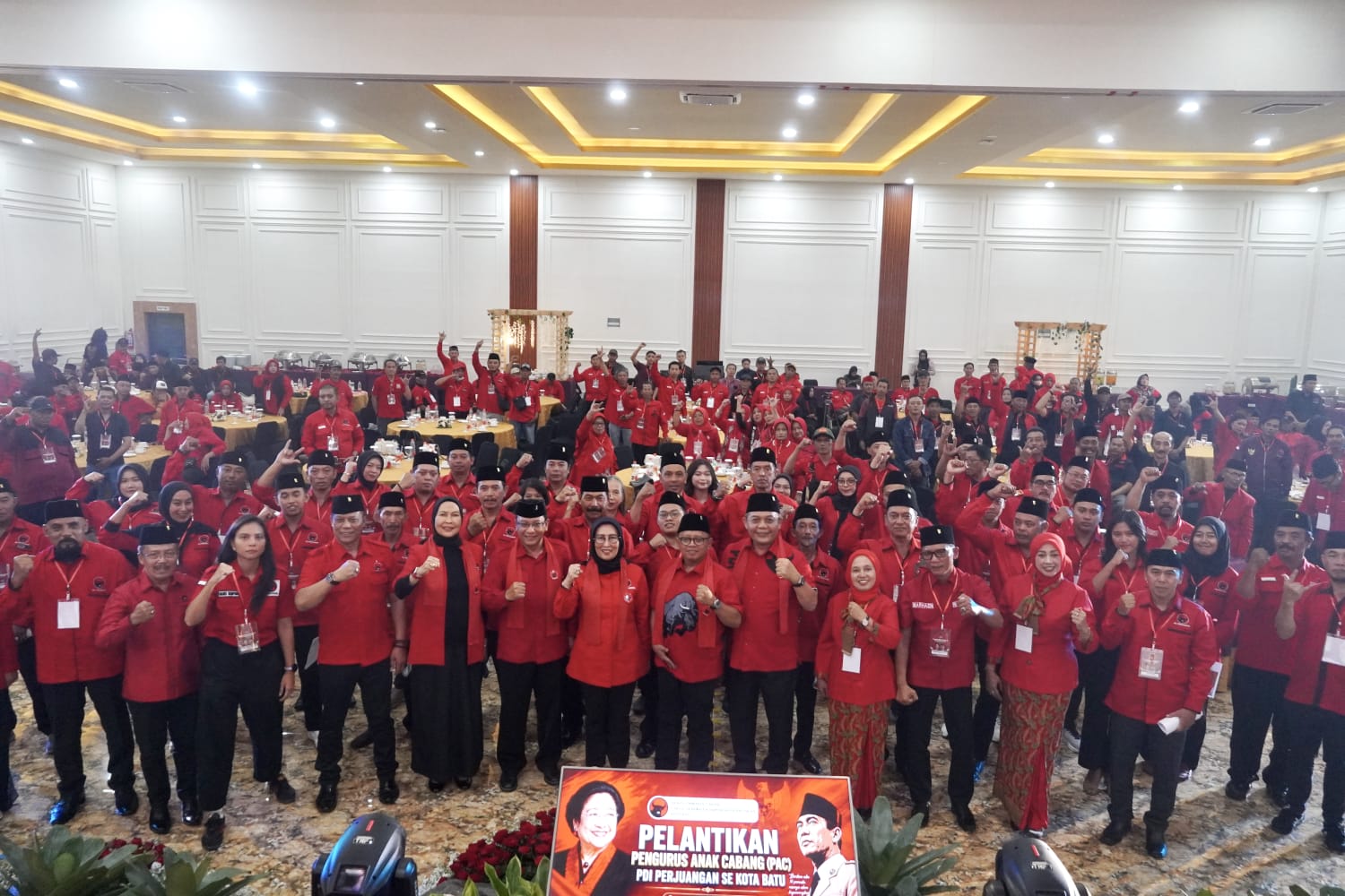 Pelantikan PAC PDIP Kota Batu. Foto: Dok.
