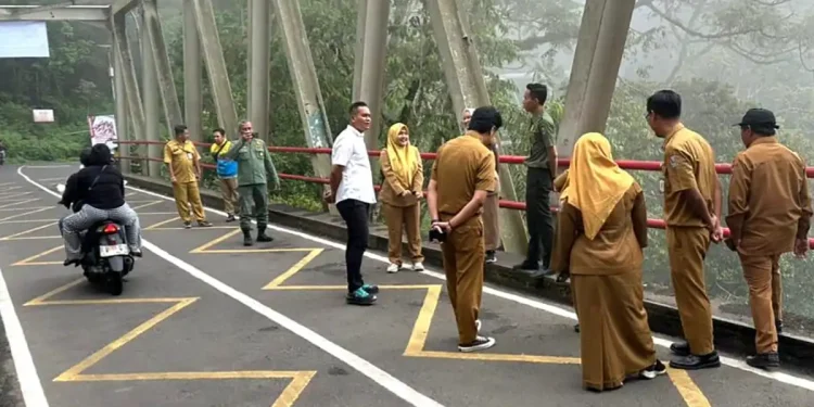Jembatan Cangar