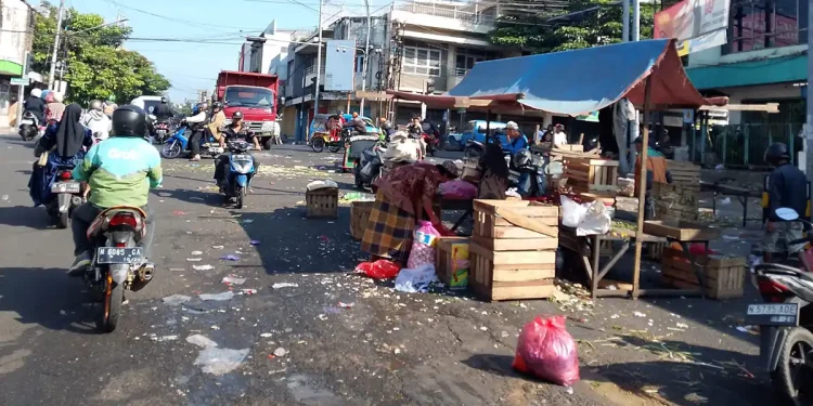 PKL pasar Kebalen