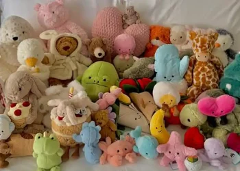 Perbedaan Plushies dan Boneka
