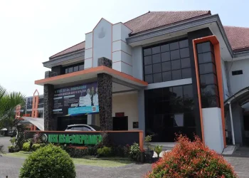Kampus ITSK Soepraoen Malang