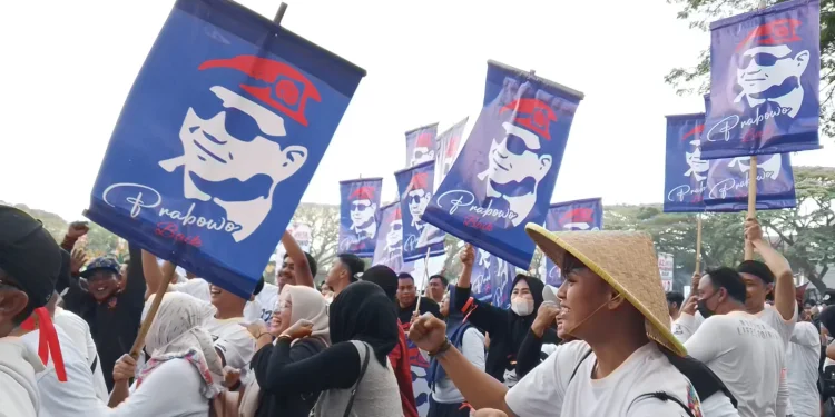 Simpatisan pendukung MBG bersenam ria di Kota Malang (M Sholeh)