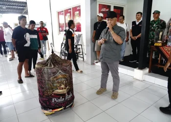 Bupati Malang, Sanusi saat memberikan sambutan di lomba burung berkicau MBMS. Foto: Pemkab Malang