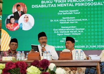 Peluncuran buku Fikih Penguatan Disabilitas Psikososial di Teras Gubuk Pesantren Al-Falah Ploso, Kabupaten Kediri. Foto/dok