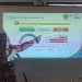 Kepala BPJS Ketenagakerjaan Malang, Zulkarnain Mahading menunjukkan capaian UCJ Kota Malang (M Sholeh)