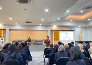 Pembekalan PKL hari pertama Fakultas Psikologi UIN Malang, proses pengembangan karier mahasiswa di masa depan. /Foto: Dok. Fakultas Psikologi UIN Malang.