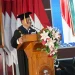 Rektor Unikama, Prof. Dr. Sudi Dul Aji, M.Si., dikukuhkan sebagai Guru Besar bidang Teknologi dan Inovasi Pembelajaran Fisika (dok. Unikama)