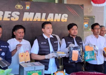 Polisi menunjukkan sebagian barang bukti yang diamankan selama Juni 2026. Foto: Aisyah Nawangsari Putri