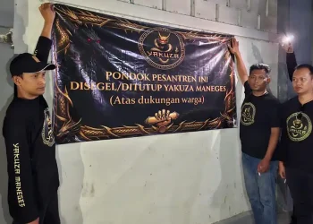 Yakuza Maneges segel pondok pesantren Kiai cabul
