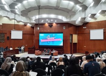 Sesi talkshow inspiratif dalam Make Over Campus Tour 2026: Own Your Frame yang berlangsung di Gedung Widyaloka UB (M Sholeh)