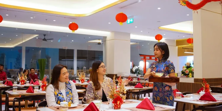 Suasana hangat Taste of Asia menjadi pilihan untuk menikmati malam akhir pekan di Atria Hotel Malang. Foto/dok