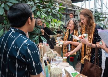 Ilustrasi ParagonCorp mengenalkan produk-produk kosmetik yang ramah lingkungan. Foto: Dok