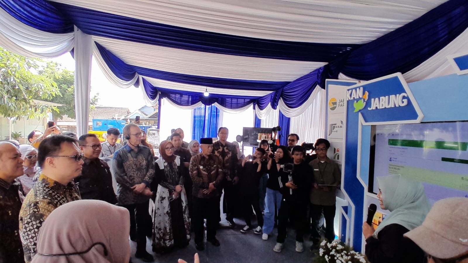 Caption: Tamu undangan yang hadir menyimak pemaparan sistem ERP yang telah diterapkan di KAN Jabung./Foto: Tugumalang.id/Bagus Rachmad Saputra.