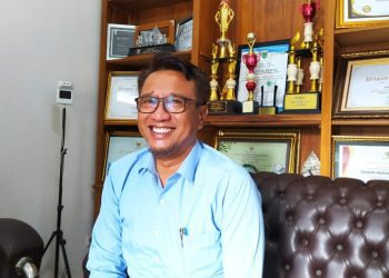 Ketua PHRI Kota Batu Sujud Hariadi respons lemahnya kurs rupiah. Foto: Azmy