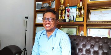 Ketua PHRI Kota Batu Sujud Hariadi respons lemahnya kurs rupiah. Foto: Azmy