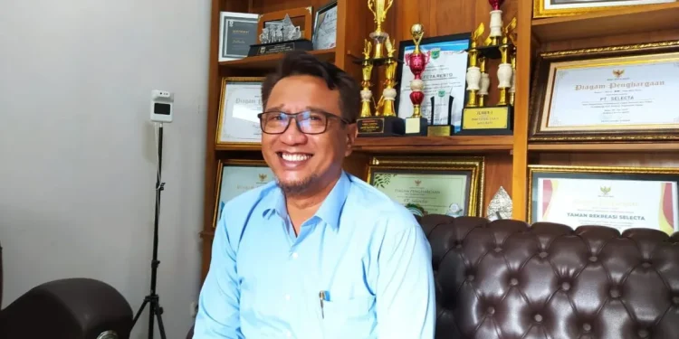 Ketua PHRI Kota Batu Sujud Hariadi respons lemahnya kurs rupiah. Foto: Azmy