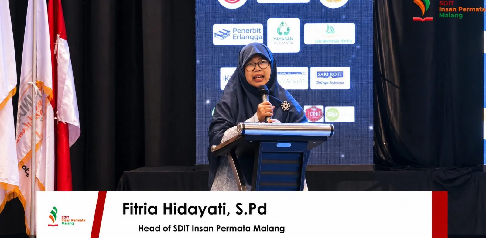 Kepala SDIT Insan Permata Malang, Fitria Hidayati, S.Pd. memberikan sambutan (dok.)