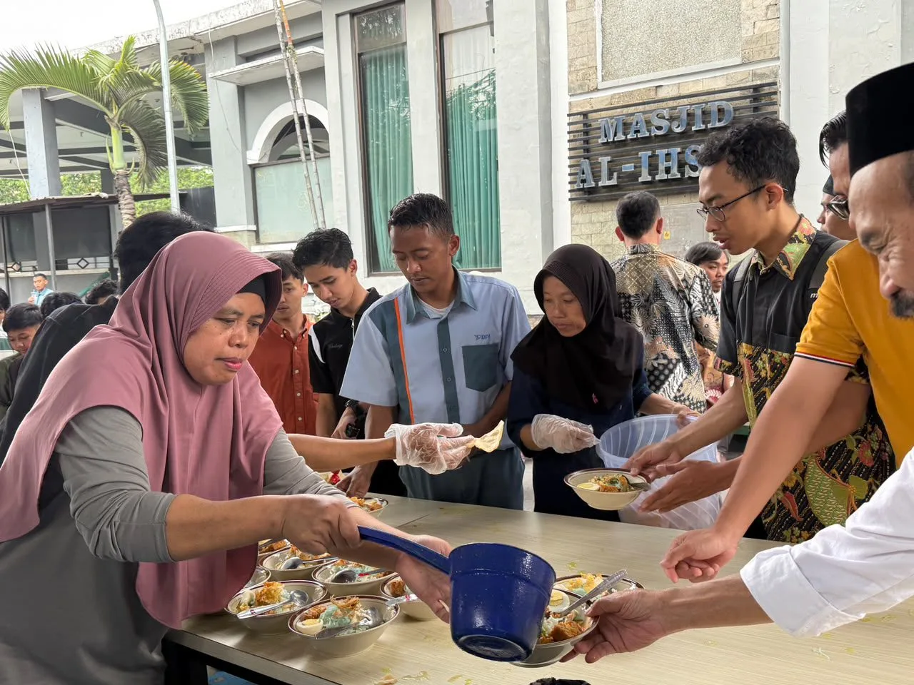 Jumat berkah
