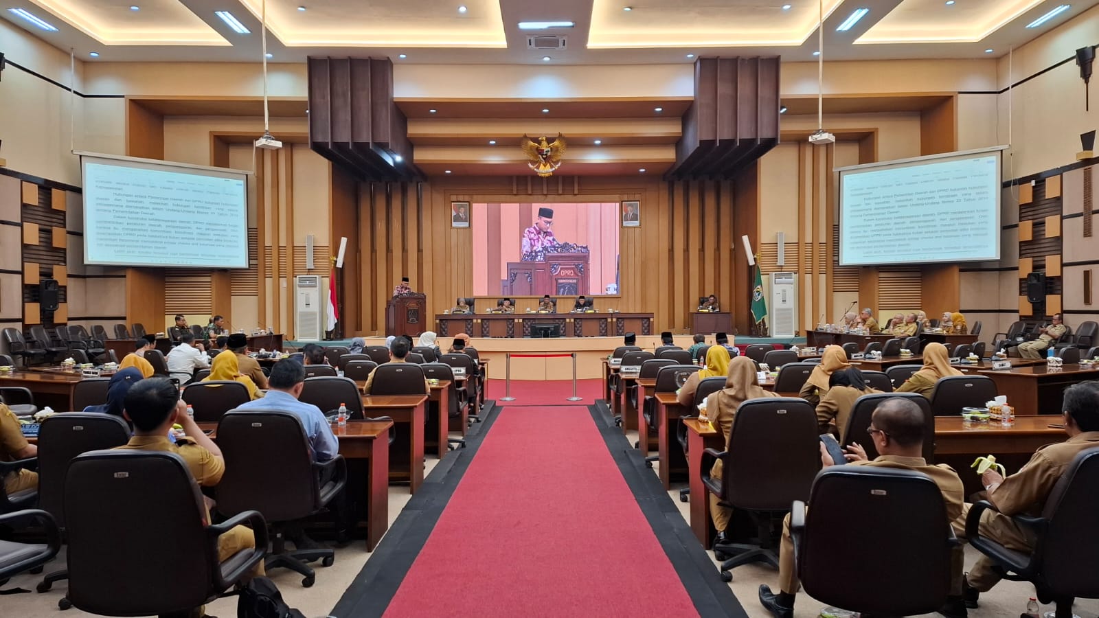 Rapat paripurna