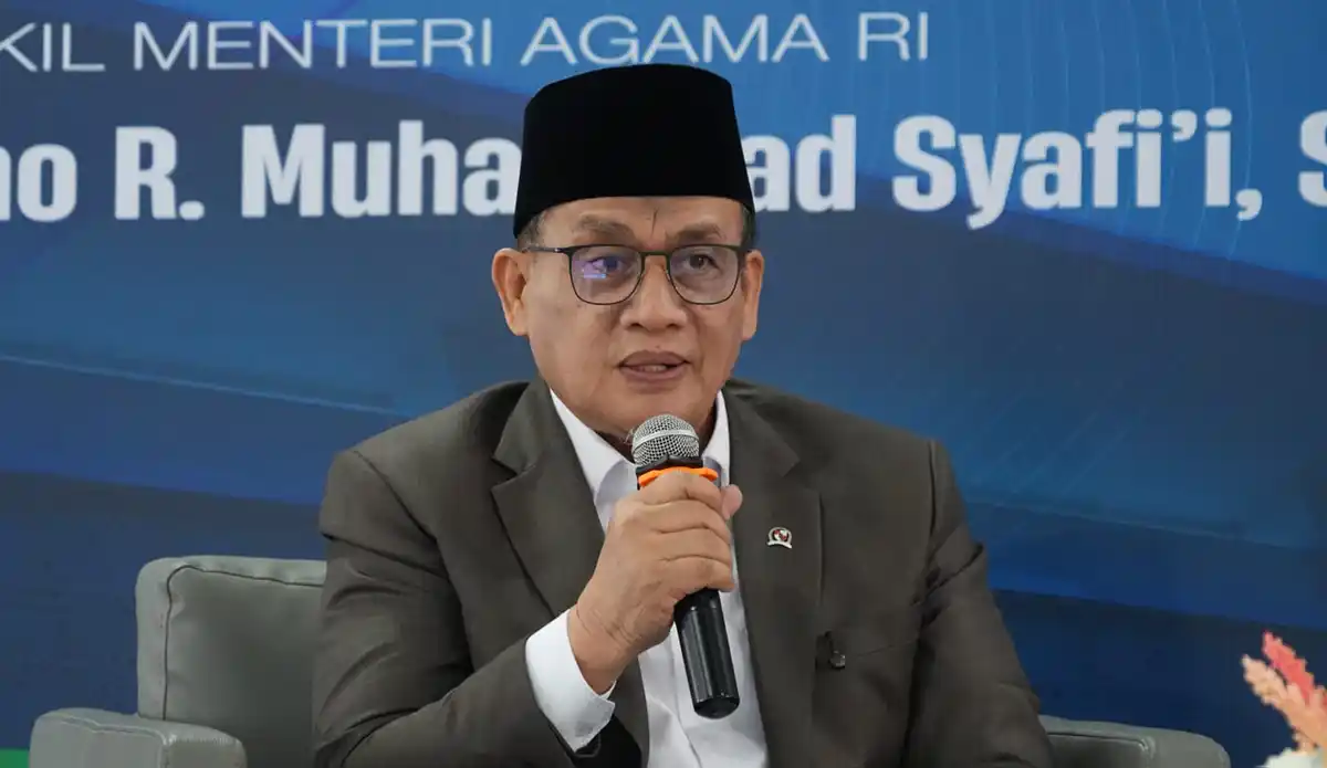 Wakil Menteri Agama Republik Indonesia, Dr. K.H. Romo R.Muhammad Syafi'i, S.H, 