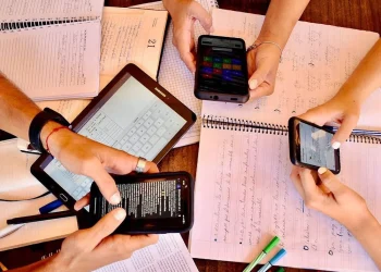 6 Aplikasi Gratis yang Bisa Membantu Mahasiswa Menyusun Skripsi