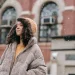 7 Bahan Pakaian Nyaman Dipakai saat Bediding, Bantu Jaga Tubuh Tetap Hangat