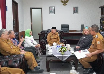 Bupati Malang Sambut Edukator asal Singapura, Siap Beri Motivasi dan Pembelajaran Bahasa Inggris di SMPN 4 Kepanjen