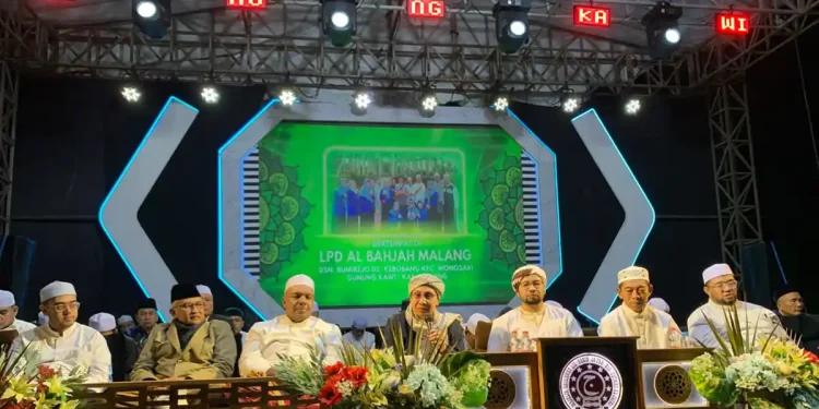 Buya Yahya: Pastikan Anak-Anak Mau Mondok di Pesantren