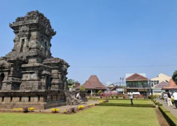 Candi Singosari Jadi Magnet Wisatawan Mancanegara di Musim Liburan