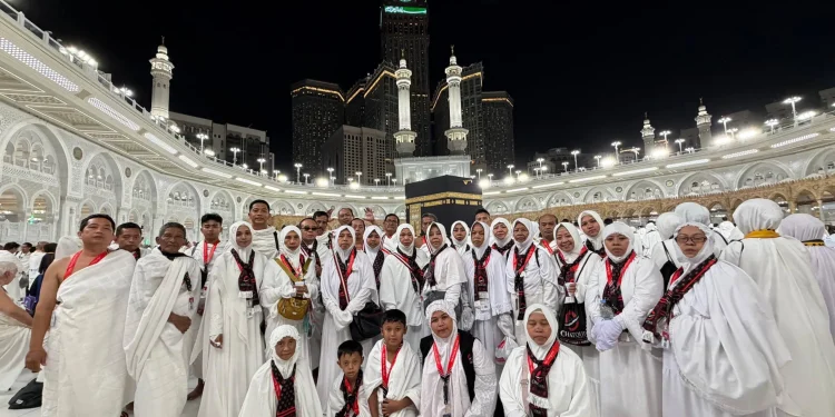 Cerita Tour Leader Chatour Travel, Yayuk Gendis rasakan 12 hari mendampingi jemaah menjalankan ibadah umrah yang penuh makna. /Foto: Dok. Chatour Travel.