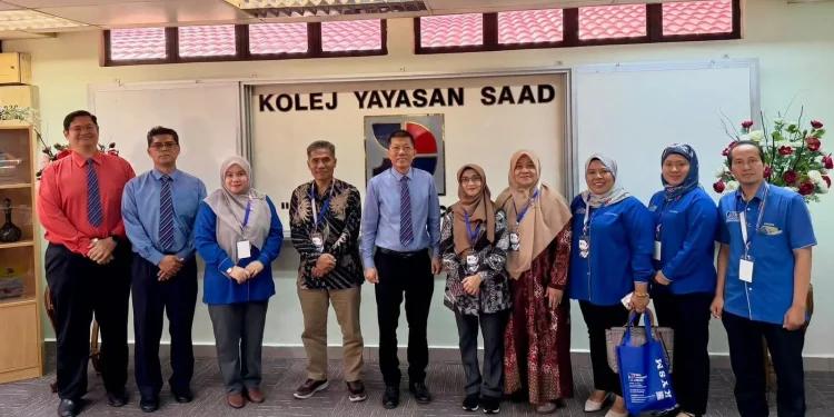 Delegasi Unikama berbagai inspirasi inovasi berkelanjutan di Kolej Yayasan Saad Malaysia. (Foto/dok.)