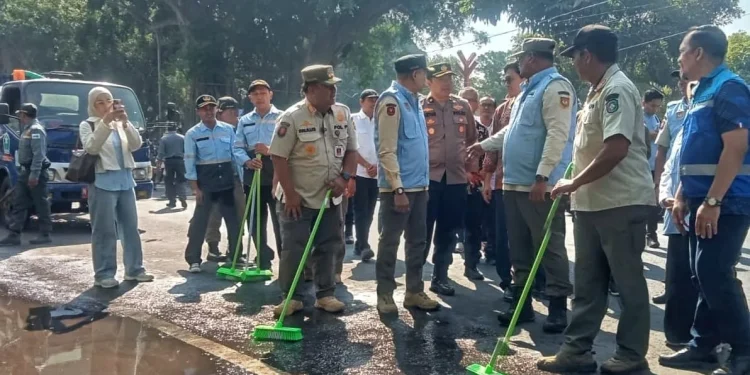 Dirjen Adwil Kemendagri Pimpin Gerakan Indonesia Asri di Kota Malang