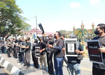Disebut Londo Ireng oleh Prabowo, Jurnalis Malang Raya Gelar Aksi Demo