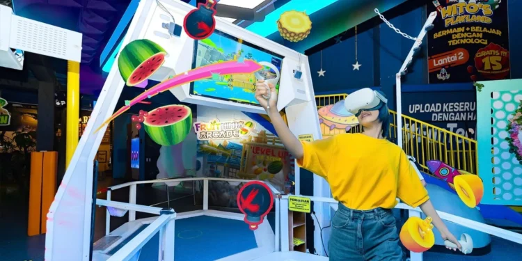 Fruit Ninja VR, Game Imersif Seru bin Wajib Kamu Coba di Fun Tech Plaza Jatim Park 3