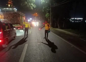Granmax Tabrak Truk Tangki dan Dua Motor di Pakisaji, Empat Orang Terluka