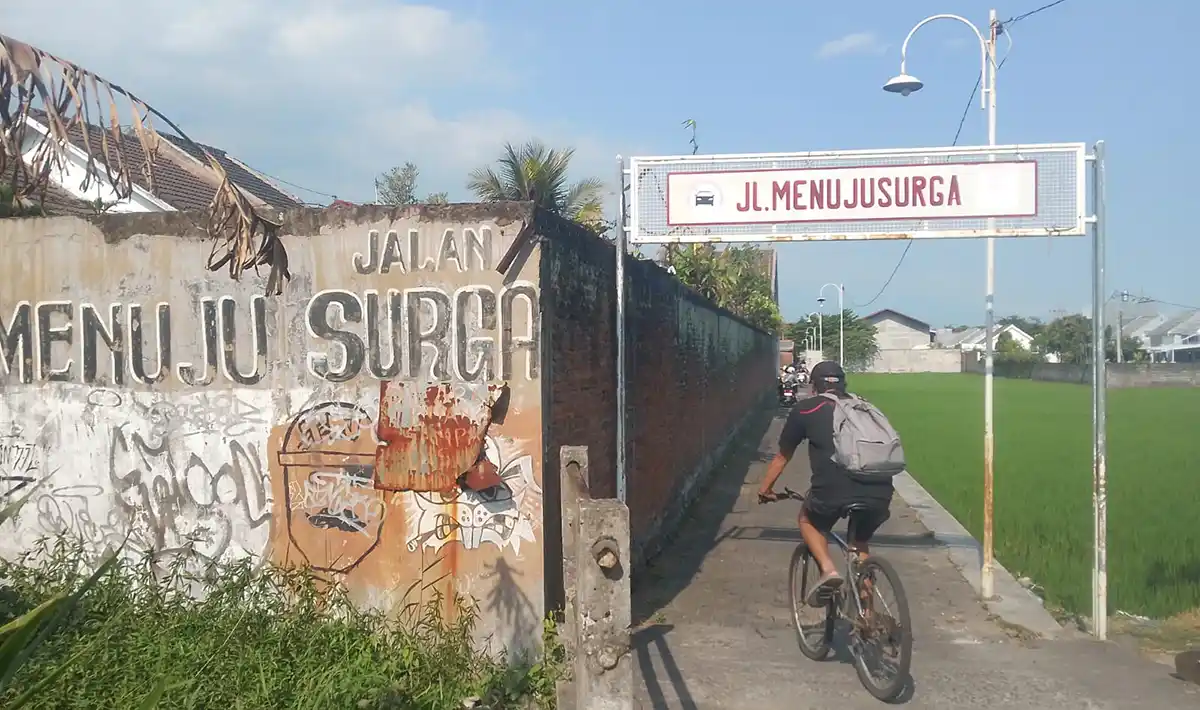Jalan Menuju Surga di Malang Bikin Penasaran, Ini Cerita di Balik Namanya