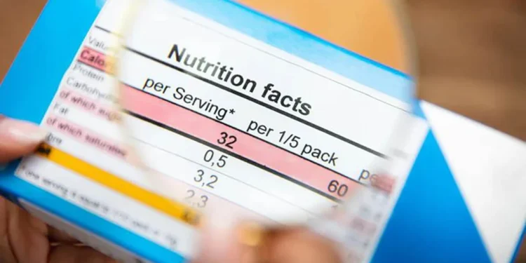 Jangan Cuma Cek Kedaluwarsa, Ini Cara Membaca Label Gizi pada Makanan Kemasan