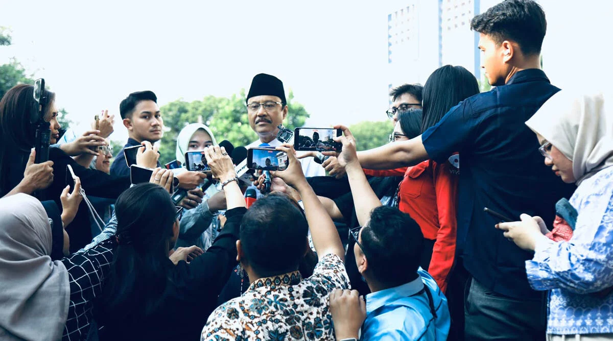 Koperasi Merah Putih,kemensos - Kemensos Dorong Penerima Bansos Jadi Anggota dan Pelaku Usaha Koperasi Merah Putih