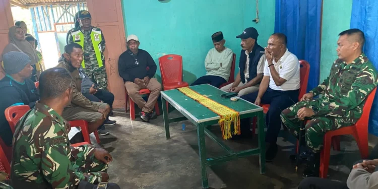 Kemensos Salurkan Bantuan bagi Korban Konflik Sosial di Flores Timur