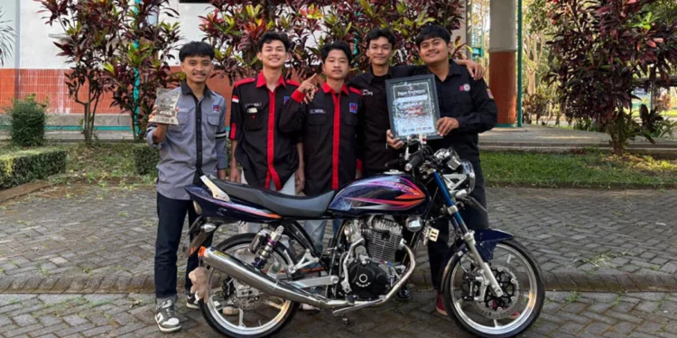 Mahasiswa Teknik Mesin ITN Malang Raih Juara Kontes Modifikasi, Lepas Penat Skripsi dengan Naik Podium