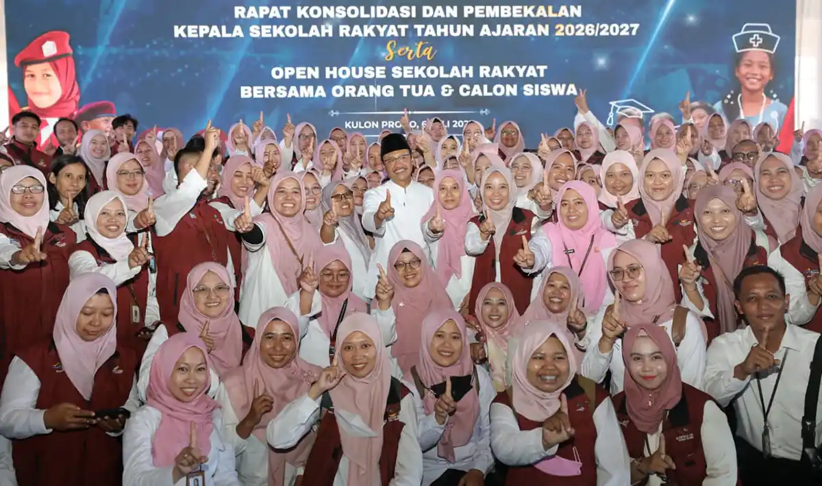  Rapat Konsolidasi dan Pembekalan Kepala Sekolah Rakyat 