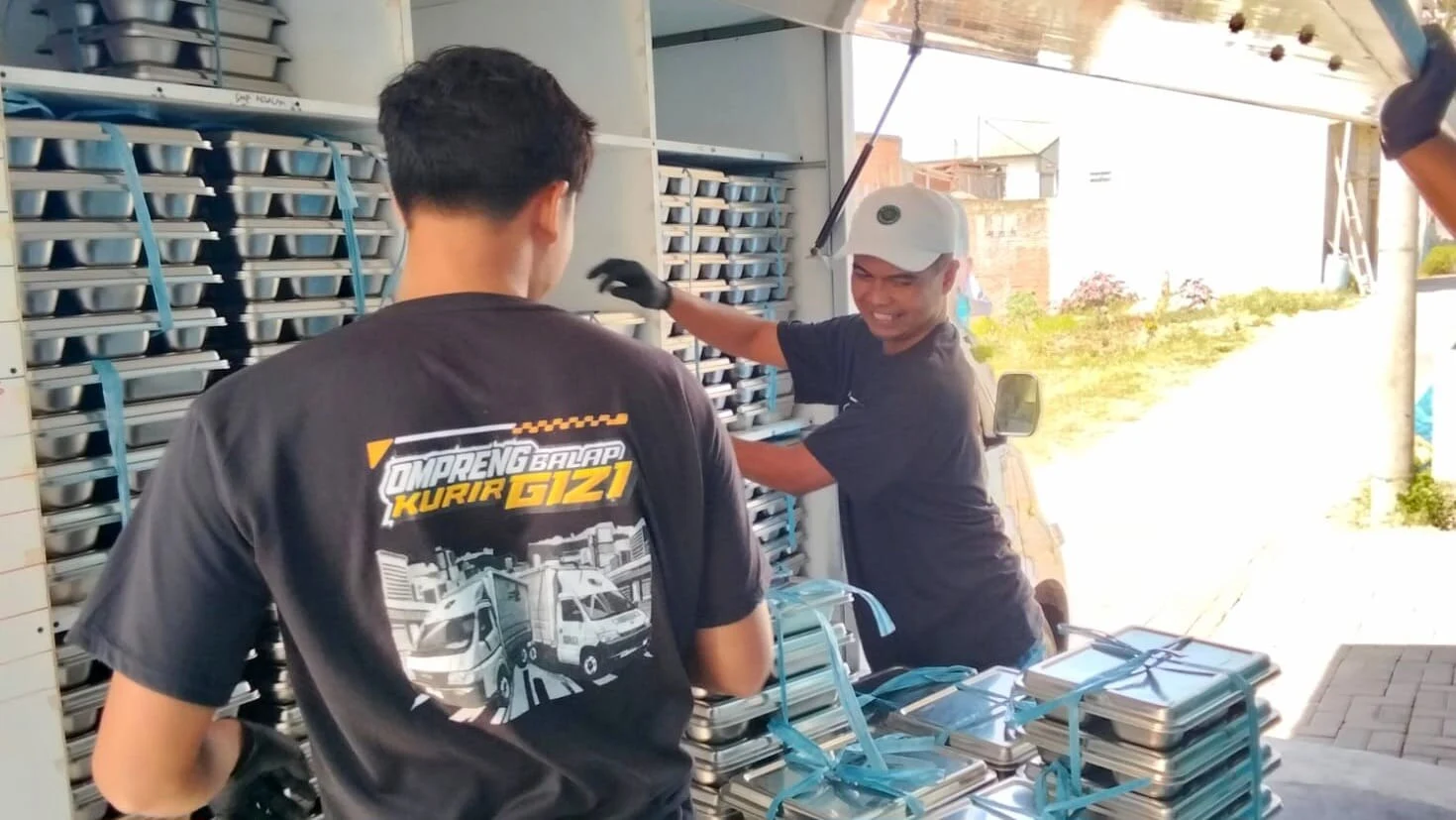 Pasca Libur 3 Pekan, Aktivitas Dapur MBG di Kota Batu Kembali Pacu Ekonomi Warga