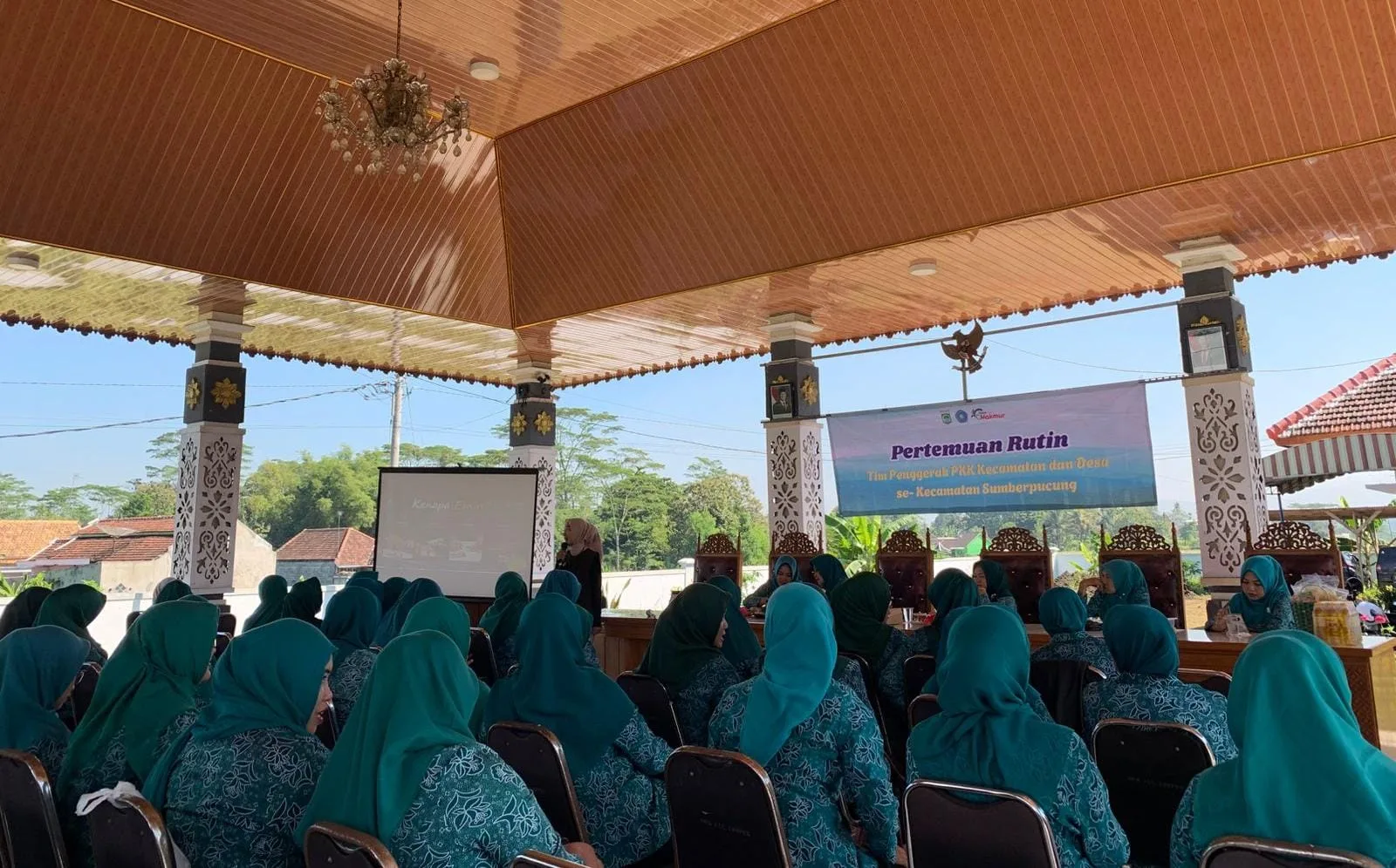 Pemaparan materi literasi keuangan di Kecamatan Sumberpucung. Foto: dok. Pegadaian CP Kepanjen