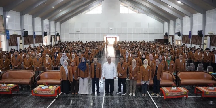 Pembekalan KKN Unikama, 618 Mahasiswa Siap Dorong Transformasi Desa Berkelanjutan Berbasis Kearifan Lokal