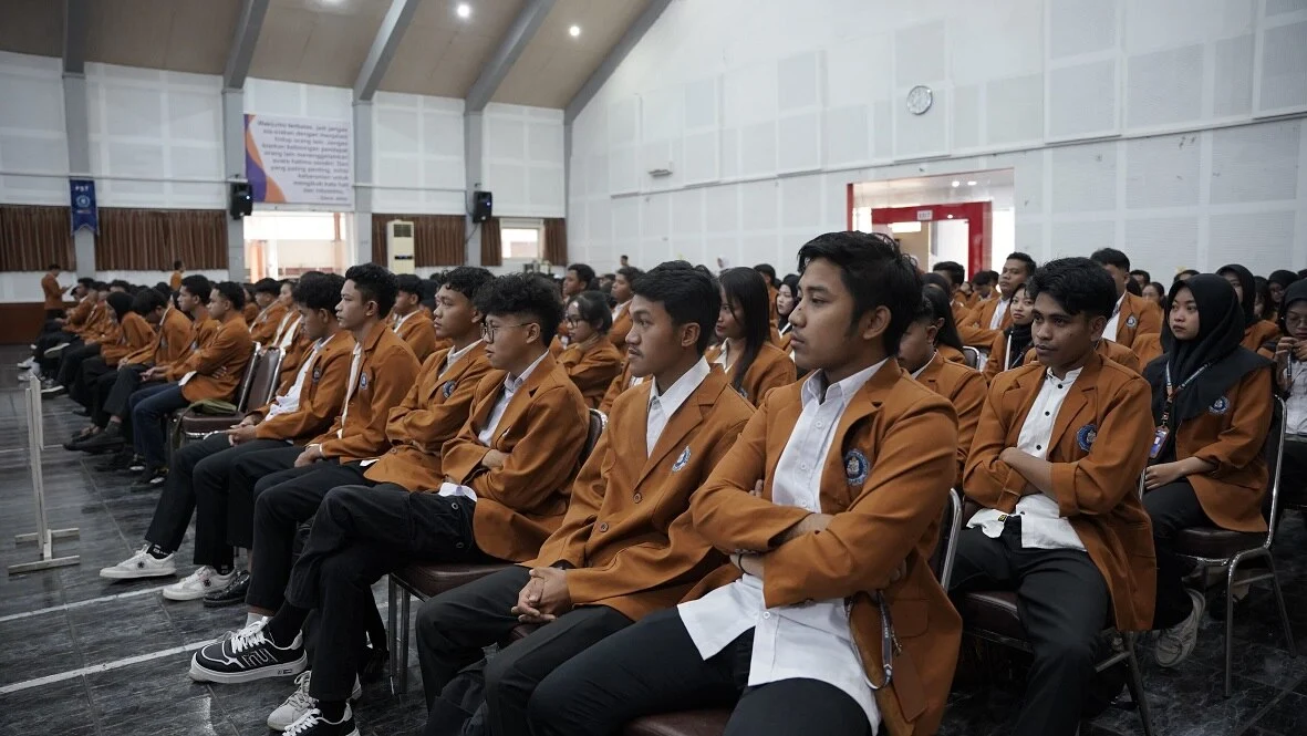 Pembekalan KKN Unikama, 618 Mahasiswa Siap Dorong Transformasi Desa Berkelanjutan Berbasis Kearifan Lokal