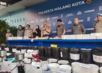 Polisi Bongkar Produsen Kosmetik Ilegal di Kota Malang, Racikan Otodidak Dijual di Marketplace