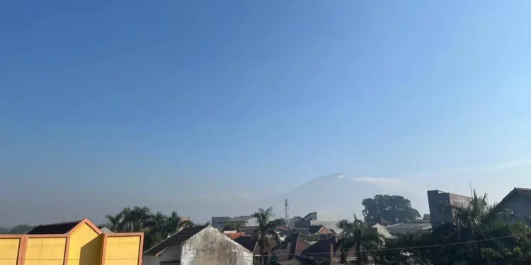 Prakiraan Cuaca Malang Jumat 10 Juli 2026: Cerah dan Berawan